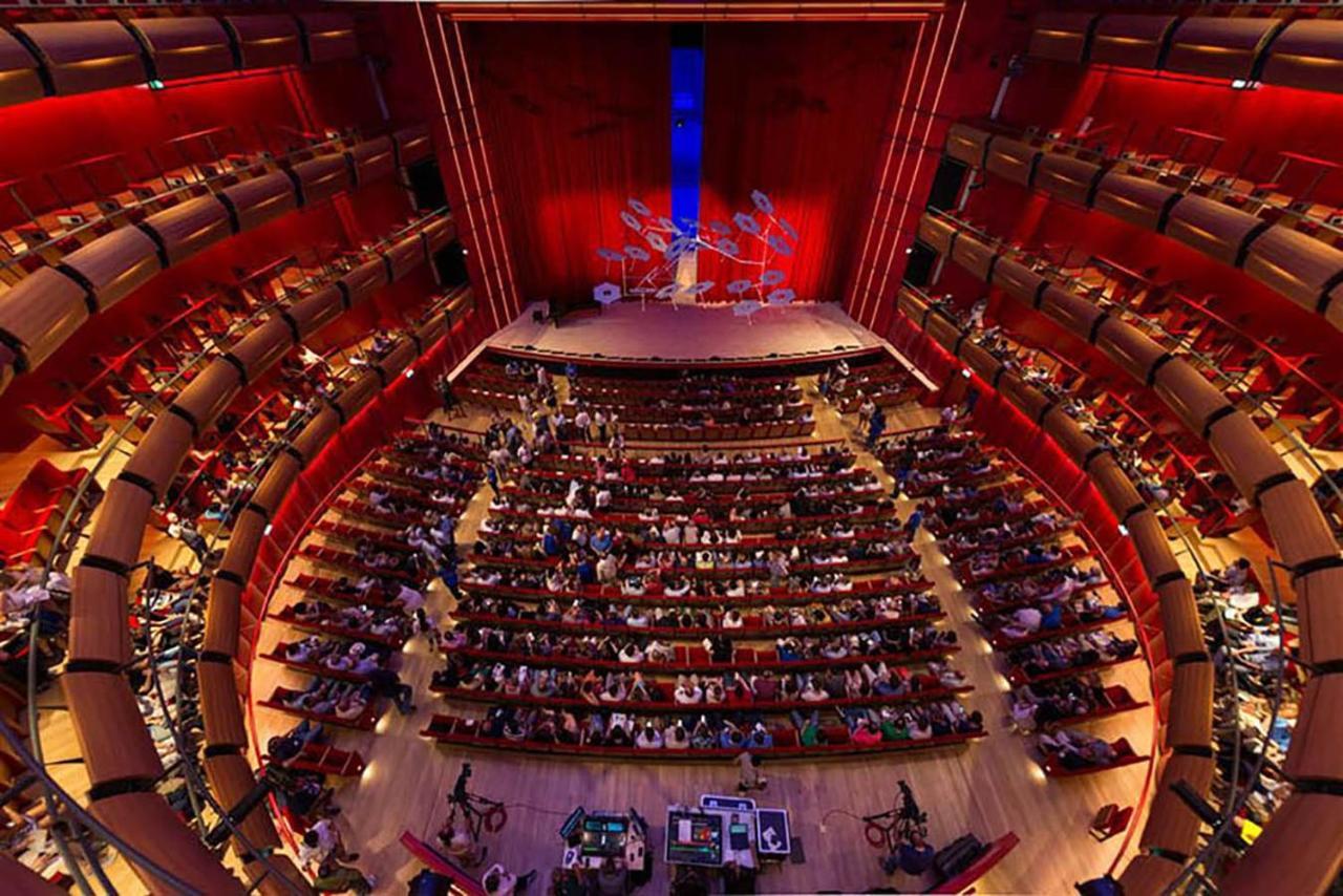 Appartement Xenophon At National Opera Snfcc Park *